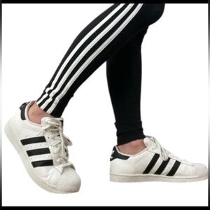 Adidas OG Superstar Unisex Classic Sneakers Size 8.5 Womens/ 7 Mens